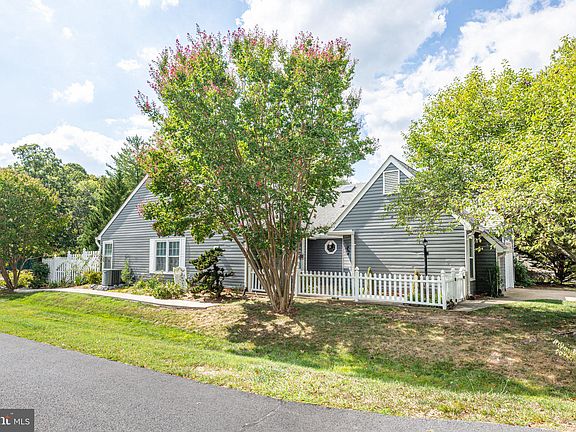 3rd image of 11603 Savannah Dr