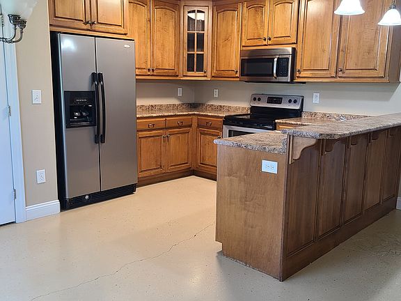 4th image of 1548 Charity Ln #A