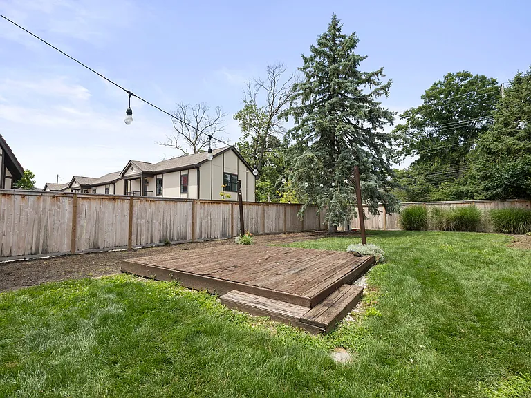 1629 Arlington Ave — Photo 43