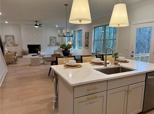 4138 Little Hannah Dr, Suwanee, GA 30024