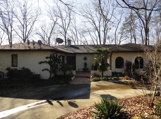 676 Moore Rd, Hartwell, GA 30643