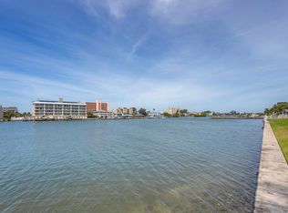 10215 Regal Dr APT 5, Largo, FL 33774