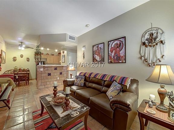 2nd image of 2110 N Los Feliz St #1077