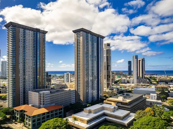 801 South St APT 526, Honolulu, HI 96813