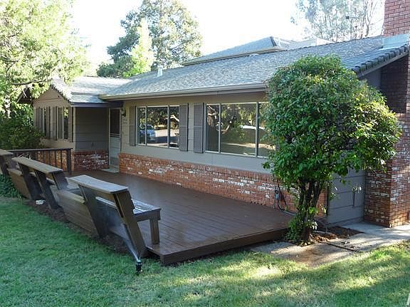 2nd image of 360 Crestview Way