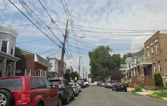 2nd image of 365 Delano Pl