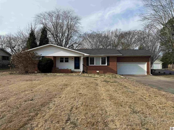 135 Nickell Heights Rd, Paducah, KY 42003