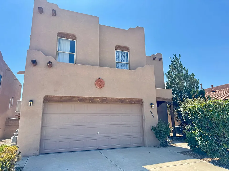 10408 Toscana St NW