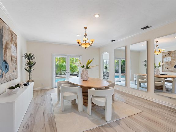 3rd image of 710 Marble Way