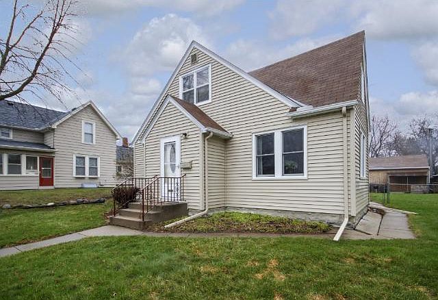 1st image of 1040 Humboldt Ave