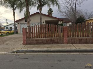 112 Clifton St, Bakersfield, CA 93307