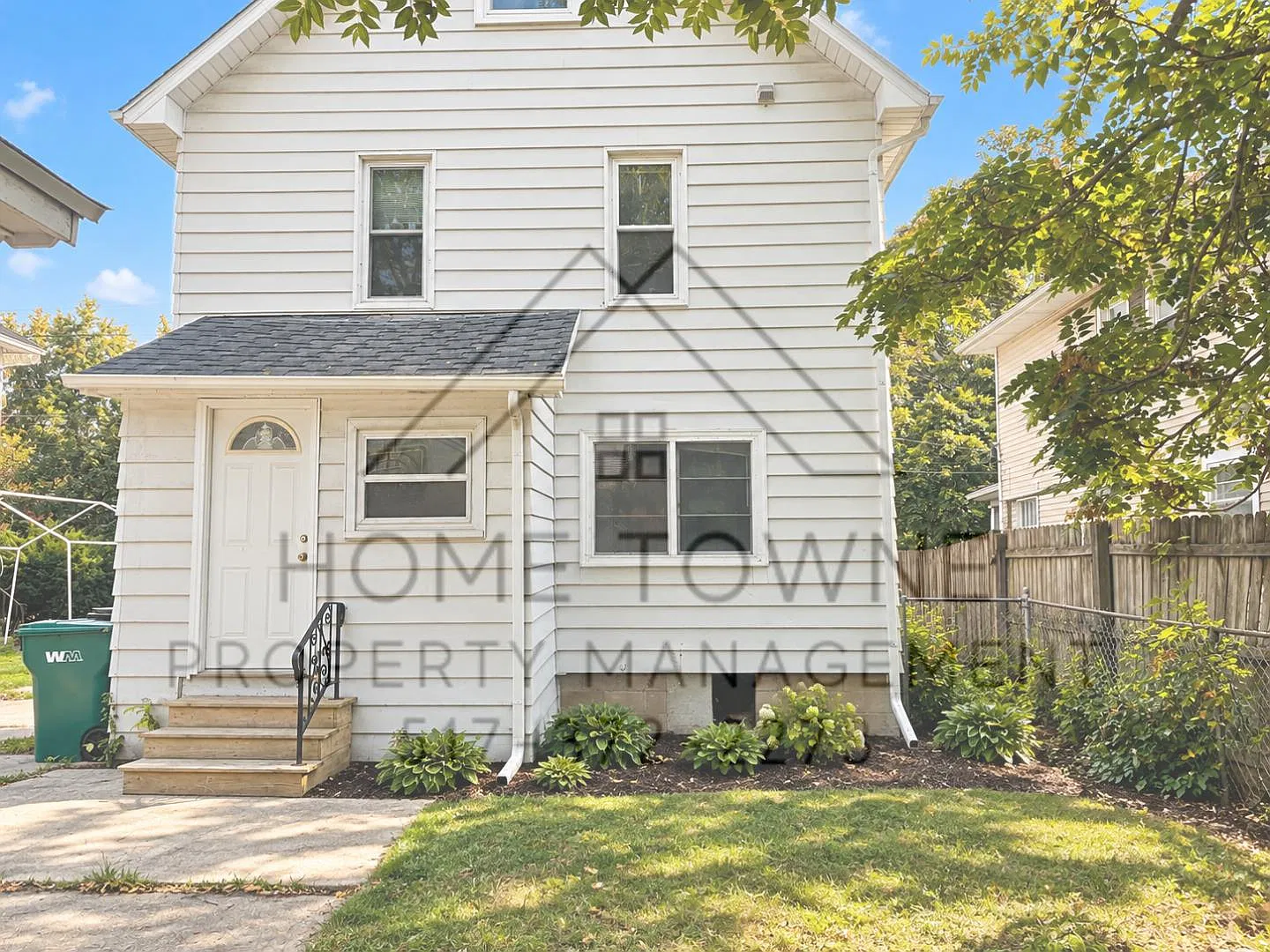 1007 S Penn Ave — Photo 2
