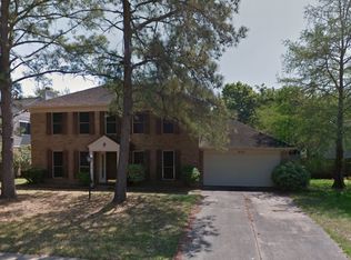 8126 Sunny Ridge Dr, Houston, TX 77095