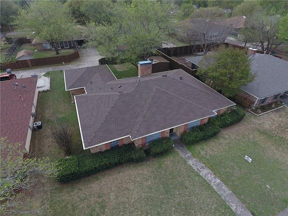 2nd image of 918 Waynelee Dr