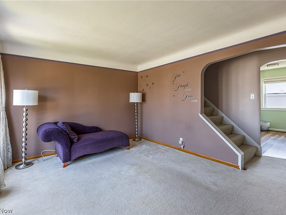 3211 Stanfield Dr, Parma, OH 44134 Zillow