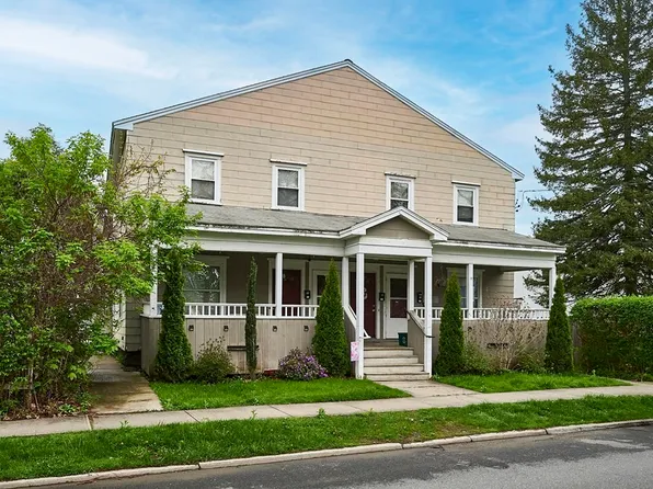 164-166 Conway St, Greenfield, MA 01301