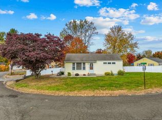 74 Spencer Dr, Middletown, CT 06457