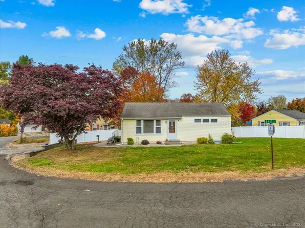 74 Spencer Drive, Middletown, CT 06457