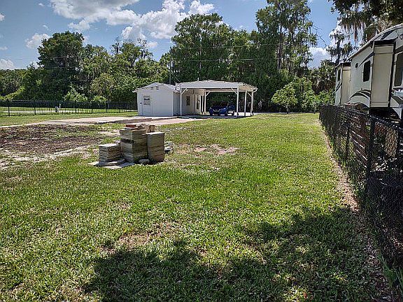 3rd image of 9656 Ewing Dr