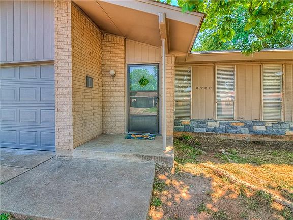 2nd image of 4208 Epperly Dr