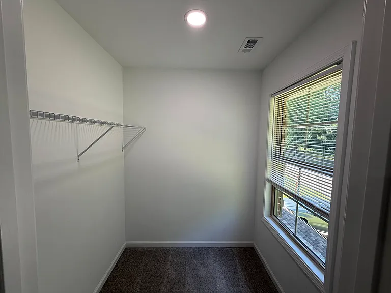 3828 Woodland Hills Dr — Photo 29