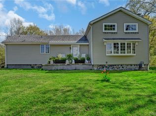 2080 Hall Rd, Elma, NY 14059