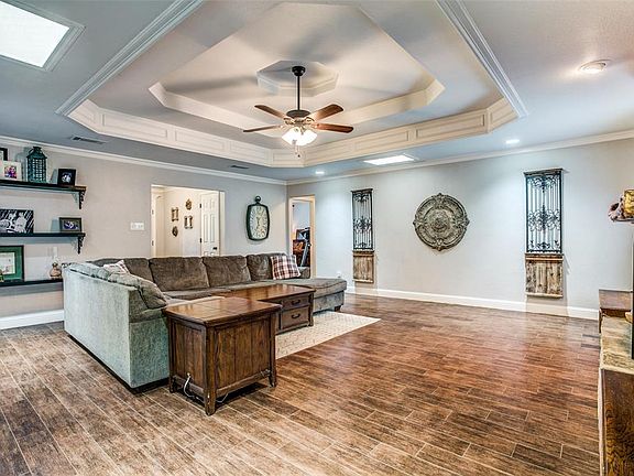 5th image of 7425 Spring Lea Way