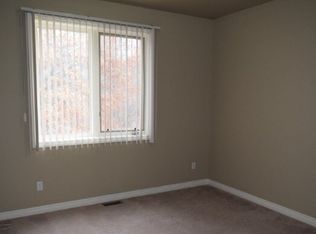 2313 Austin Dr #2313, Utica, MI 48316
