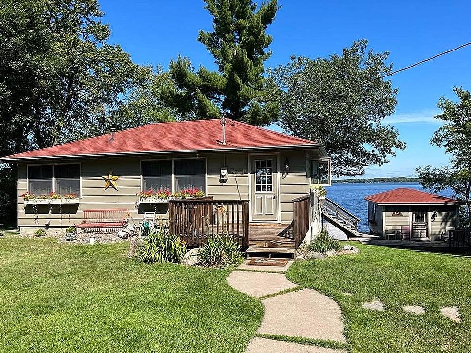 1st image of 34998 Sullivan Cir