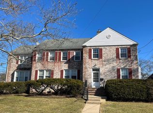 73 Main St APT 1, Chatham, NJ 07928