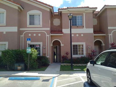 7859 Catalina Cir, Tamarac, FL, 33321