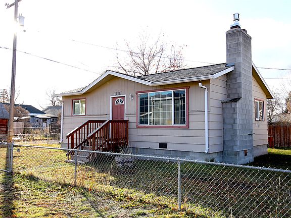 2nd image of 1207 Holmes St