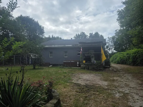 5896 S U Rd W, North Judson, IN 46366
