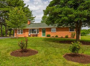 381 National Ave, Staunton, VA 24401