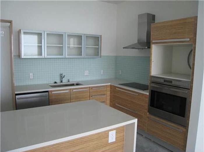 1st image of 2020 N Bayshore Dr APT 1003