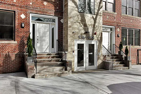 Sold by Realmart Realty | media 13