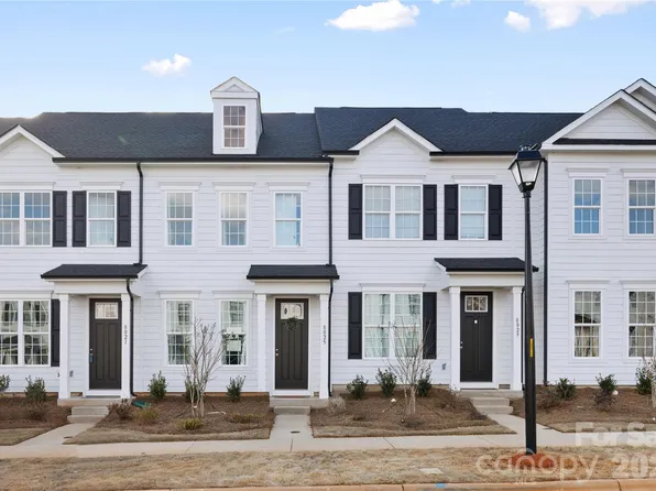 7013 Antigo Dr #2, Huntersville, NC 28078