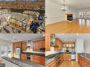 227 Mill St, Occoquan, VA 22125