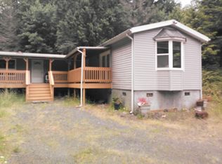64632 Meissner Rd, Deer Island, OR 97054