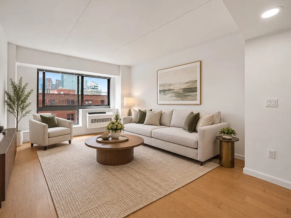 535 W 52nd St #8D