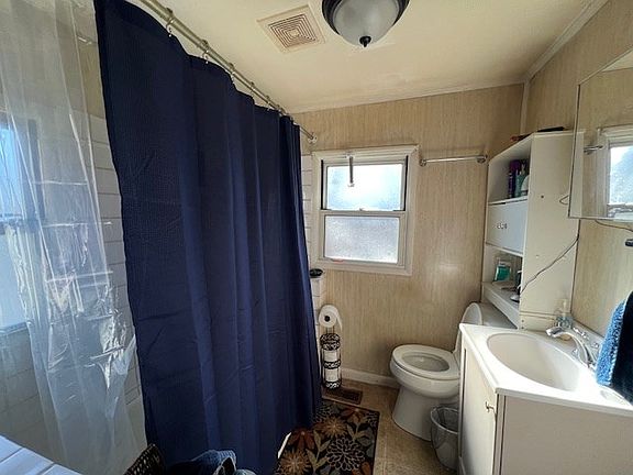 5th image of 211 S Cloern Ave