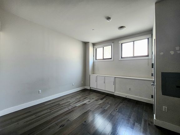 3rd image of 589 5th Ave #1B