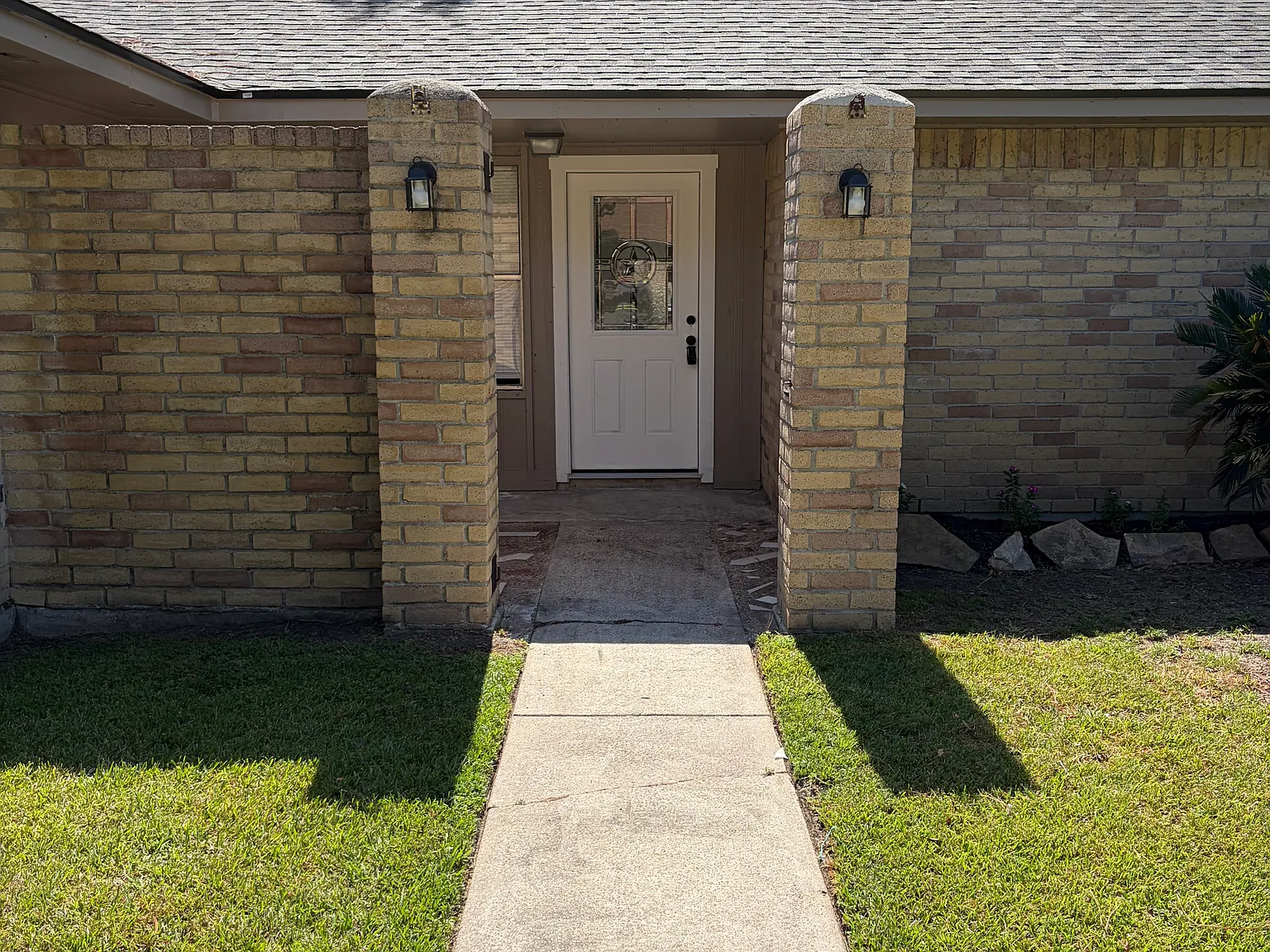 The Mallett Property — Photo 2