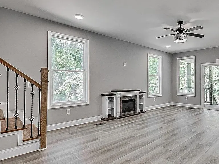 1559 Allen Ct — Photo 6