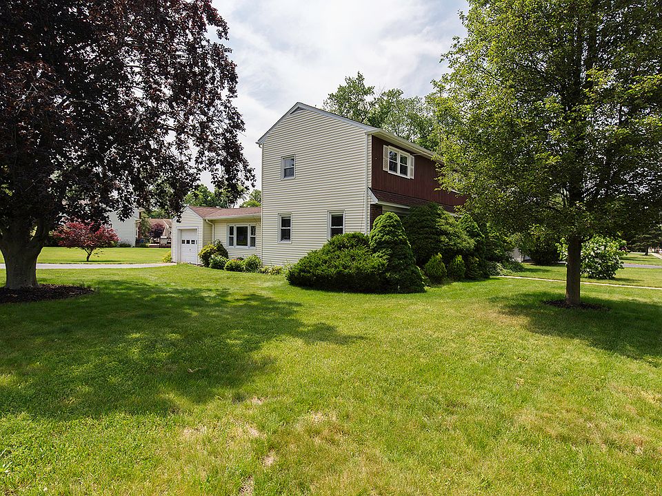 2nd image of 44 Brian Rd