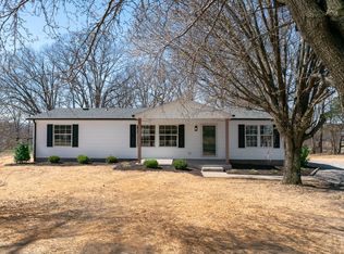 4214 Oregon Rd, Springfield, TN 37172