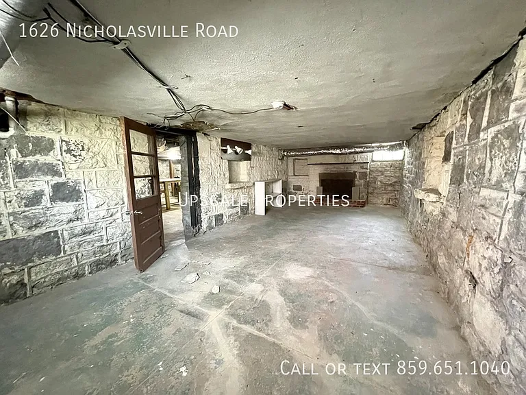1626 Nicholasville Rd — Photo 16