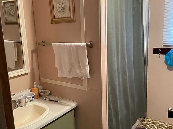 2nd image of 301 Valley Creek Ln