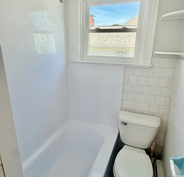 252 Vine St — Photo 2