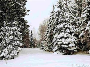 15169 Bellaire Rd, Baraga, MI 49908
